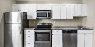 Adelphia House Gallery 18