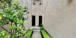 $500 OFF 1ST MONTHS RENT!! Modern and Chic 2 bed 2.5 bath in Newport Beach!!! Gallery 3
