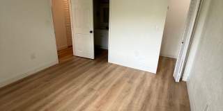 Renovated 2 Bedroom 2 Bath Apartment * A MUST SEE * Gallery 12