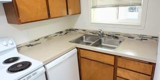 2 Bed, 1.5 Bath Condo in The W. Eugene Neighborhood! Apply Now! Gallery 5