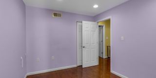 1933 PARRISH Street Gallery 20