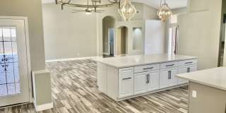 1732 W Gary Dr Gallery 3