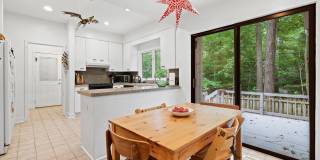 Gorgeous Home in Ironwoods Neighborhood Chapel Hill Gallery 13