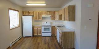 Comfortable 2 Bedroom, 1 Bathroom Lower-Level 4-Plex Unit Gallery 17