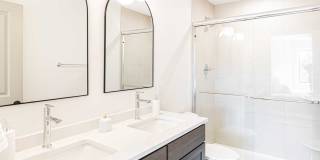 14550 South Ave Gallery 33