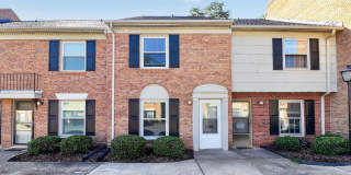 Beautiful Two Bedroom Condo in Ashbrook Community! Beautiful Two Bedroom Condo in Ashbrook Community! Gallery 1