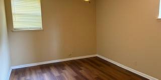 560 Farmington Road Gallery 17