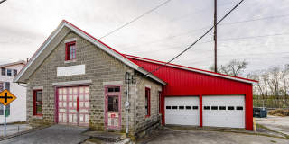 3576 E LINCOLN Highway Gallery 1