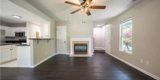 Room in 5 Bedroom Home at Feldspar Way Gallery 19