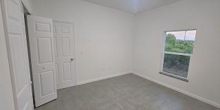 2/2/1-Great Location- SW Lehigh Acres Gallery 30