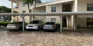 Cozy Condo in Waterfront Island Complex-Available NOW for 12 Month Tenant Gallery 5
