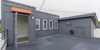 Stunning South End end unit townhome in the modern and amazing Southpoint community. Gallery 39