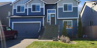 Beautiful Newer 4 Bedroom In Tahoma Terra Neighborhood! Gallery 1