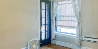 2876-2900 N Clark Gallery 3