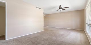 10301 W Charter Oak Drive Gallery 12