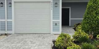 Stylish 2-Bedroom Townhome in Winter Haven | Modern Comfort, Prime Location & Move-In Ready! Gallery 1