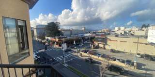 EPIC REA -Russian Hill Top Floor View 2 bed/2 bath condo w/ parking space & storage Gallery 24