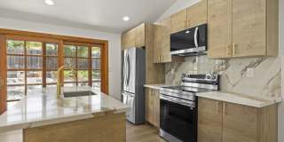 5327 Saxon Street - 5327 Gallery 6