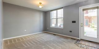 3238 N KILBOURN Avenue Gallery 7