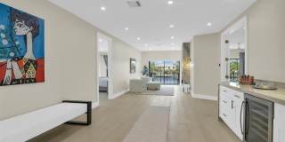319 S Riverside Drive Gallery 30