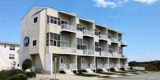 305 S 4th Street Gallery 1