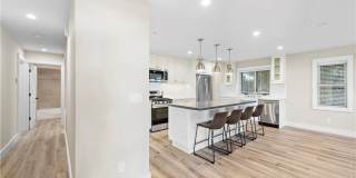 826 Cliff Drive Gallery 3