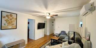 732-A NE 3rd Ave. Gainesville, FL 32601 Duckpond Gallery 5