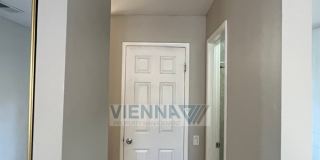 888 Woodside Lane East Gallery 7