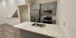 Stunning New Construction 1-Bedroom Apartment in Northern Liberties! Just Outside the Piazza! Gallery 1