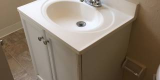 Updated 1 bed 1 bath 1st floor unit available now! Gallery 9