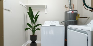 Ridgecrest Apartments Gallery 26