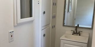1 Bedroom Duplex in Roseville Available Now Gallery 7