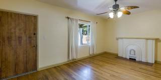 2110 E Water Street Gallery 10