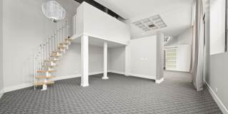 300 N Ogden Gallery 7