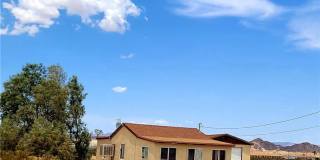 Nice and Quite 1 bedroom 1 bath with Bonus room Gallery 1
