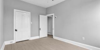 227 E Garrison Street Gallery 17