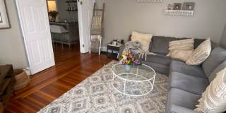 Huge 4 bed unit in Quincy Gallery 11