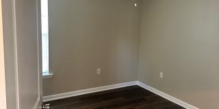 2428 Marais Street Gallery 9