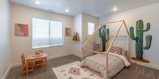 VALO at Desert Haven Gallery 18