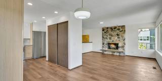 Fully Renovated 3BD Upper Duplex with Garage & Garden in West Seattle Gallery 11