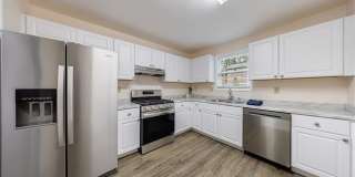 1248 Falling Water Drive SE Gallery 4