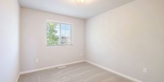 1694 Pine Street Gallery 15