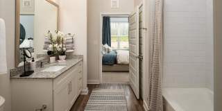 Aura Creekside Gallery 9