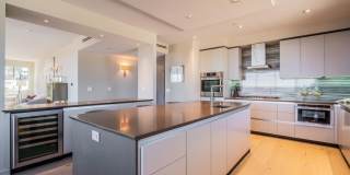 2391 Roscomare Gallery 6
