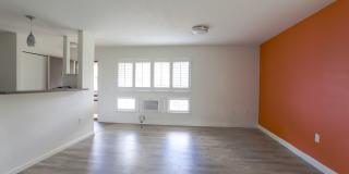 Rarely Available !  Beautiful 3-Bedroom Corner Unit – Pet Friendly & Spacious! Gallery 7