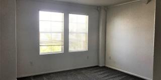 Charming 4 bedroom 4 bathroom in heart of East Lake! Gallery 10