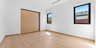 514 W Washington Blvd Gallery 17