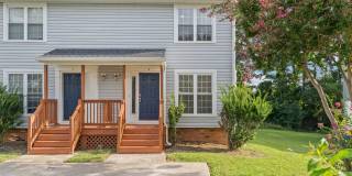 Introducing a Charming End Unit Townhouse near Downtown Durham with 2 Beds/1.5 Baths Introducing a Charming End Unit Townhouse near Downtown Durham with 2 Beds/1.5 Baths Gallery 1