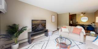 Shoreview Grand Gallery 7