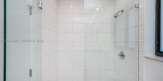 1621 S Treasure Dr Gallery 27